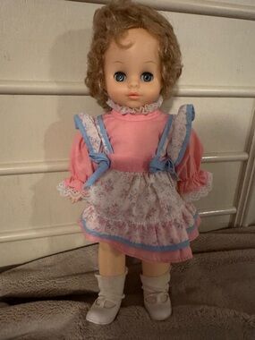 Vintage 13” 1967 Horsman Little Girl Play Doll With Short Hair